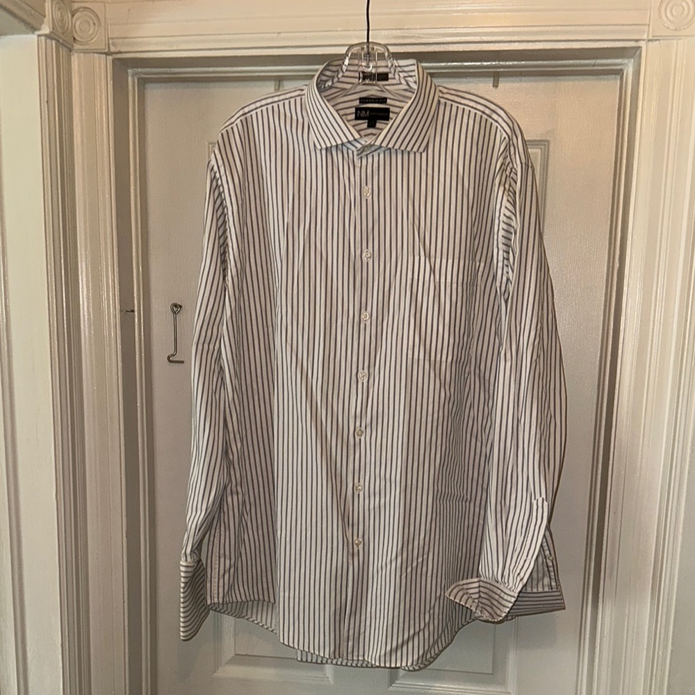 Men’s Neiman Marcus Button Down Dress Shirt  Size 17.5